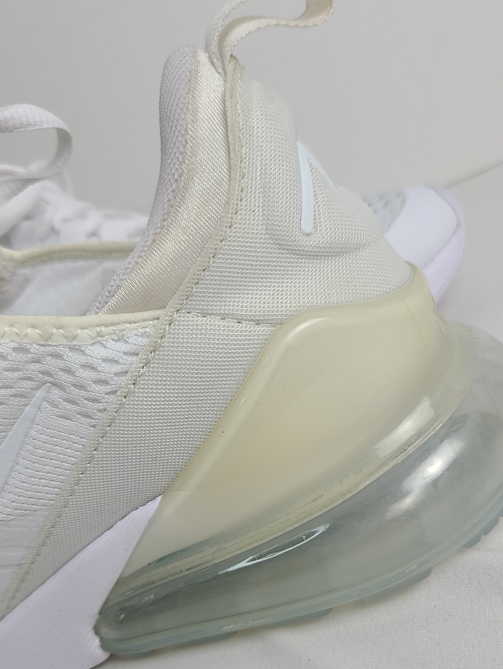 Nike Air 270 Air Max Tennis Shoes Sneakers All White Size 6.5Y - Picture 11 of 15